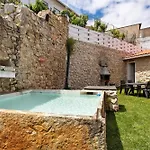 Residencia Dos Castelos * Santarém