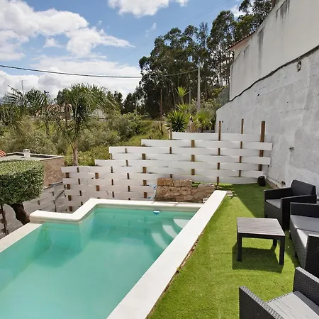 Residencia Dos Castelos بيت للعطل